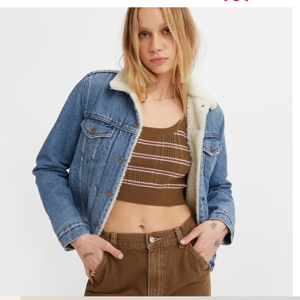 EUC Levi's Original Trucker Denim Jacket, Sherpa Lined, Medium Wash, Small